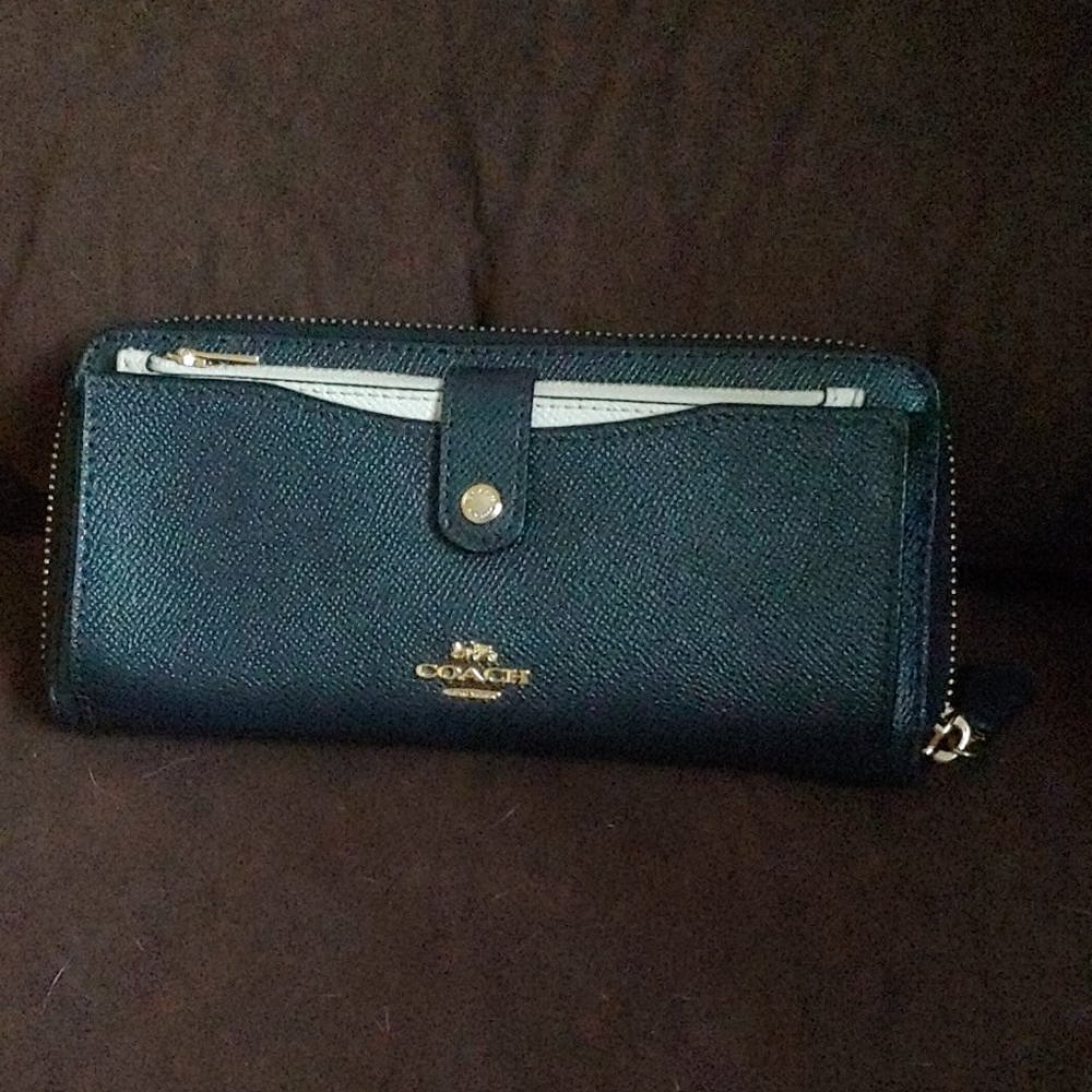 Coach wallet